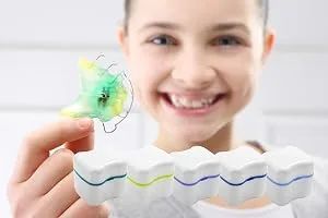 Retainer-Denture Bath-Dental Appliance Cleaning Case Size Standard with Easy Grip  Color Admiral Blue - product information 5