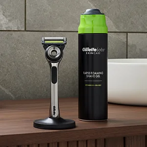 Gillette Labs with Exfoliating Bar by Men's Razor Set 1 Shower Hook Handle 2 Blade Refills Silver and Black Razors for Men Mens Handle + 2 Refills - How is this razor different