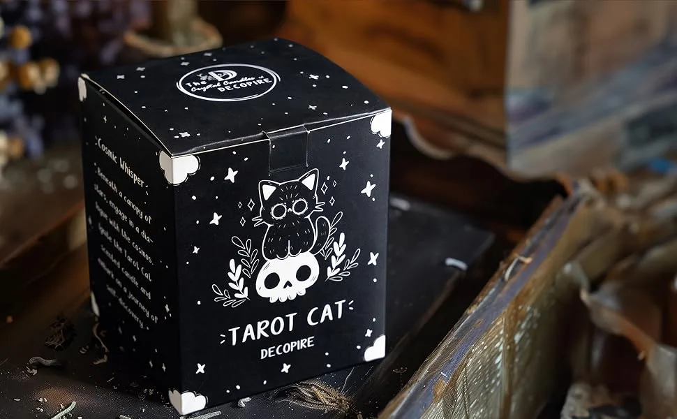 Tarot Cat Protection Crystal Candle Handcrafted Amethyst & Dry Flowers Amber & Sandalwood Scent for Birthdays Witchcraft Relaxation - Chakra Crystal Aromatherapy