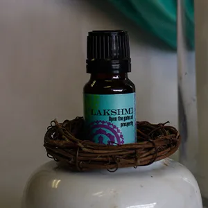Word Magic - Sacred White Sage Oil - lakshmi oil
