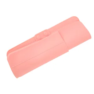 Curling Iron Heat Resistant Mat Practical Safe Soft Easy to Clean Hair Straightener Heat Pad for Hair Styling Tools - product information 6