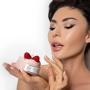 Sweetsation Therapy/Yunasence Very Berry Oxygen Exfoliating Mask & Scrub w/Vitamin C Enzymes & Superberries. Rejuvenating Hydrating Purifying. - very bery mask application on customer facial cleansing masque