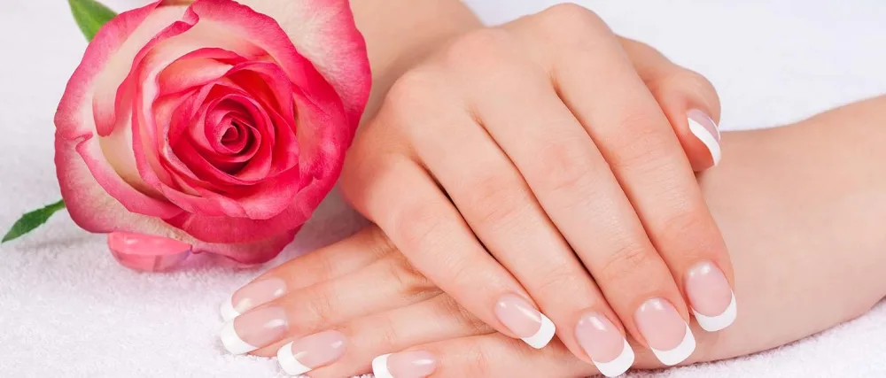 Ranrose Short Nail Tips- 600PCS Short Oval Half Cover False Nail Tips 12 Sizes Round False Acrylic Nails Short Tips With Box 600PCS Short Oval Natural - Short nail tips