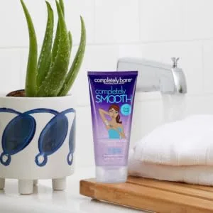 completely bare easy OFF Foaming Hair Removal Spray - Moisturizing Shea Butter & Aloe Vera - completely SMOOTH