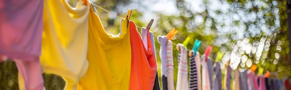 Washing Soda for Laundry 5 lb. Sodium Carbonate (Soda Ash) 99.95% Purity - Bright colored clothes on clothesline