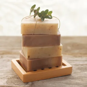Frankincense 100% Pure Undiluted Essential Oil Therapeutic Grade - 10 ml. Great for Aromatherapy! - Soap raw