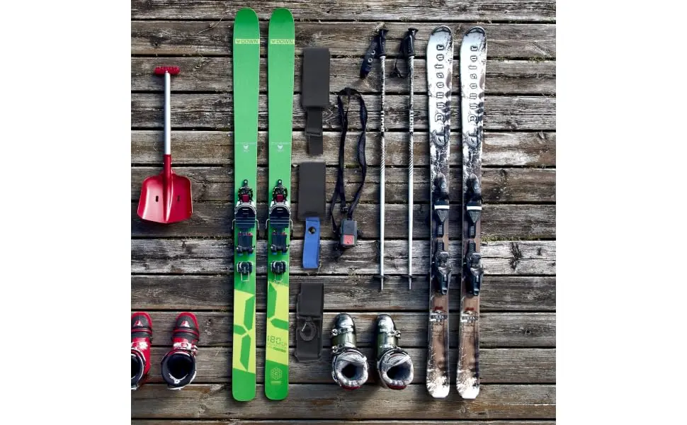 Snowboard Shoulder Strap Ski Boot Bag Ski Shoulder Strap Ski Strap and Pole Carrier Snowboard Fixing Strap Carrying Strap for Snowboard Portable Nylon Ski Equipment Black 30X25X3cm - product information 3