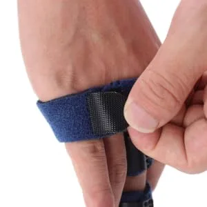 Wakauto Brace Splint Splints Mallet Brace Immobilization for Broken for Pain Injuries Basketball Baseball Bowling Wrap Around Splint - product information 1
