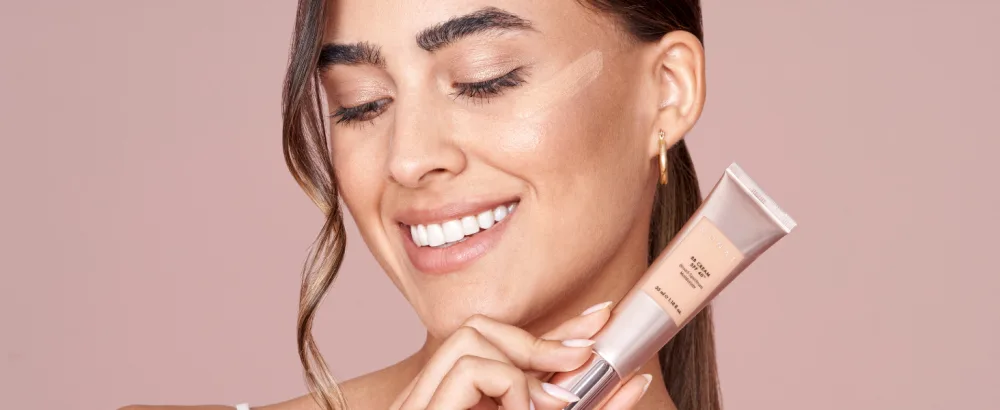 Monat BB Cream SPF 40 - Nude Broad-Spectrum Moisturizer Lightweight Tinted Coverage Fragrance-Free 35ml/1.18 fl. oz. - BB Cream SPF 40