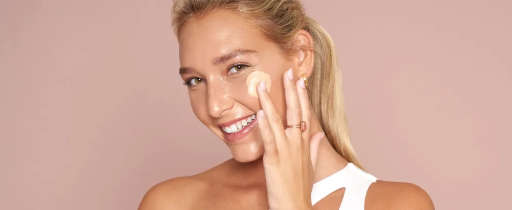 Monat BB Cream SPF 40 - Nude Broad-Spectrum Moisturizer Lightweight Tinted Coverage Fragrance-Free 35ml/1.18 fl. oz. - BB Cream SPF 40