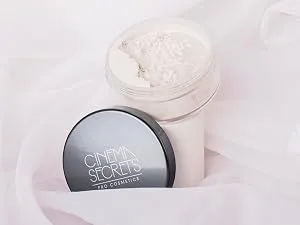 Cinema Secrets E23 Flat Filbert Eyeshadow Brush - nice colorless