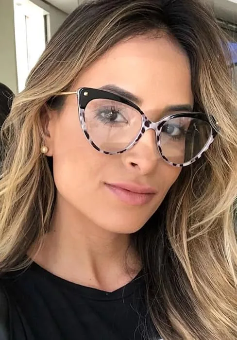 FEISEDY Blue Light Glasses for Women Oversized Square Thick Frame Computer Eyeglass Anti Eyestrain B4129 Red - 4129005