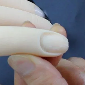 Practice Hand for Acrylic Nails, Nail Hand Practice, Hand for Nail Practice, Flexible Bendable Mannequin Hand, Professional Nail Art Trainer Acrylic Practice Hand 1Pc Dark Hand - remove nail tips