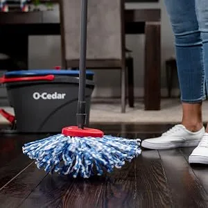 O-Cedar EasyWring RinseClean Microfiber Spin Mop & Bucket Floor Cleaning System with 2 Extra Refills, Grey RinseClean Spin Mop & Bucket + 2 Extra Refills - spin mop