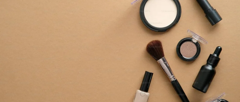 Glow & Grace Makeup Remover Solution - Cosmetics Stock Image