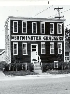 New England Original Westminster Bakeries Oyster and Soup Crackers, 9 Ounce - Westminster Building