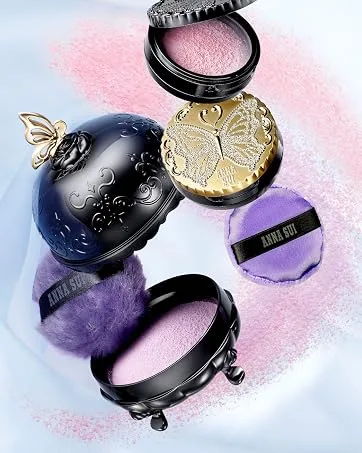 ANNA SUI The Eye Base - Creates a Clean Base for Eyeshadows - Prevents Makeup from Creasing - 0.21 oz. - Loose Powder