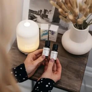 NEOM -Perfect Nights Sleep Mist for Body & Pillow | Lavender & Chamomile Essential Oils (1 Fl Oz) | Pillow Mist - NEOM Perfect Night