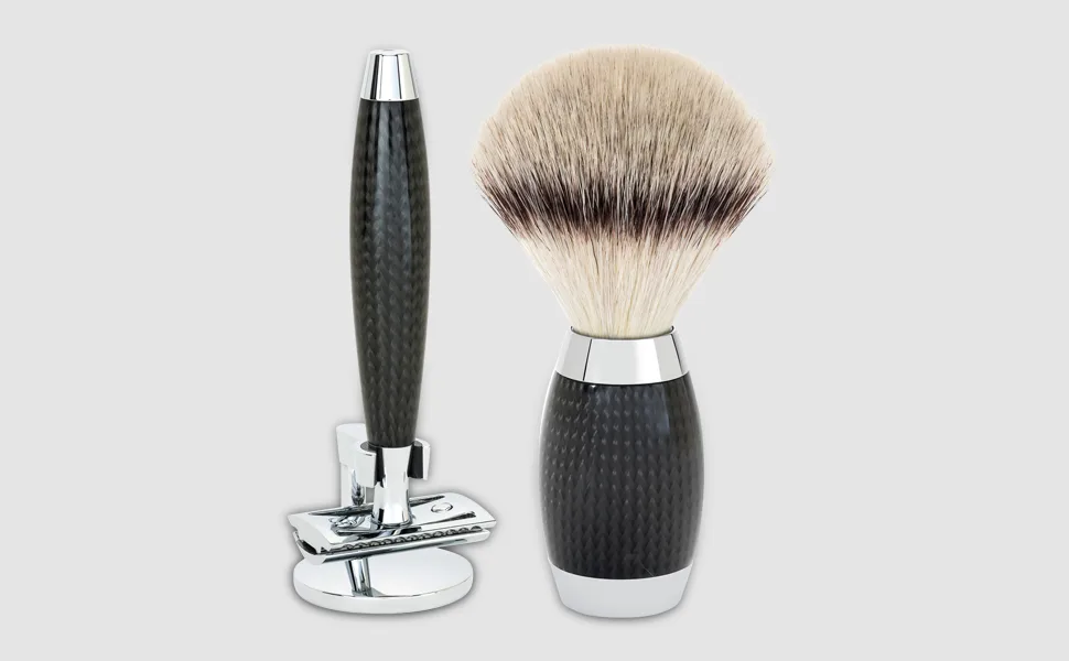 M HLE EDITION CARBON 5-Blade Razor - Carbon Shaving Set by MUHLE