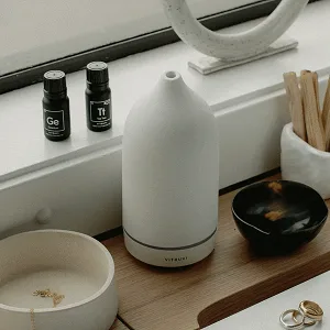 Vitruvi Nightcap Cozy Essential Oil Blend 100% Pure Black Pepper Blood Orange and Ginger Oil (0.5 fl.oz) - OUR PRODUCTS