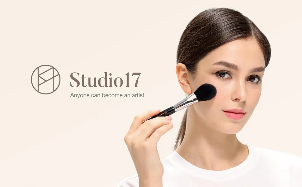 Big Fan Brush for Makeup - studio17 face makeup brush blush foundation fan powder brushes
