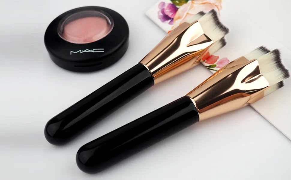Foundation Brushes Makeup Brushes for Complete Coverage and a Flawless Finish Blush Brush and Bronzer Powder Brush Heart Shape Black+Red Heart Red - make up brush