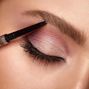 KIKO MILANO - Micro Precision Eyebrow Pencil 03 Automatic eyebrow pencil with a fine tip for maximum precision Brunettes - Application