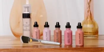 BLOSSOM COLOUR - Beauty Glow Multi-Tasking Primer Makeup Radiant Healthy Glow Booster Blur Minor Imperfections 30ml - Daniel Sandler Blossom Colour Beauty Glow and Watercolour Liquid Cheek Colour Image