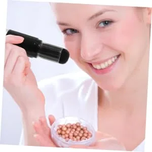 Foundation plastic cosmetic Push type travel makeup portable refillable powder brush Dense Foundation Brush - product information 3