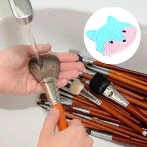 Brush Cleaning Pad Silicone es s C Makeup Brush Scrubber Mat 17x15cm Blue - product information 5