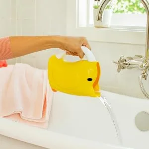 Munchkin Duckling Bath Rinser, Yellow - Duckling Bath Rinser
