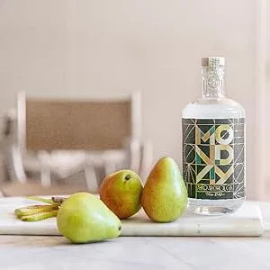 MONDAY Zero Alcohol Gin  An Award Winning Non-Alcoholic Spirit with Zero Carbs, No Sugar, 0 Calories - 750ml - Zero Alcohol Drink Monday Gin