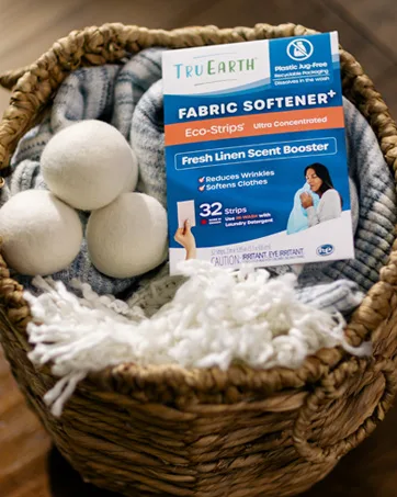 Tru Earth Bundle: Laundry Detergent Sheets & Fabric Softener Sheets - Plastic Jug-Free Easy-to-Use - Fresh Linen Fresh Linen 32 Count (Pack of 2) - brand focus image 2