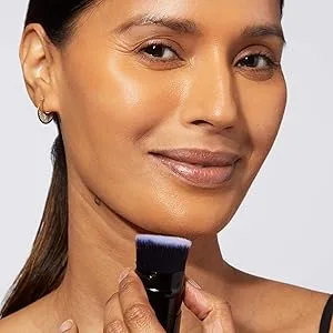 LAURA GELLER NEW YORK Retractable Black Kabuki Brush for Liquid, Cream and Powder Face Makeup With Aluminum Handle - Retractable Kabuki Model Image