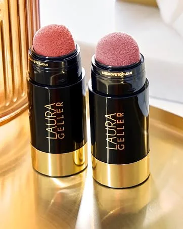 LAURA GELLER NEW YORK Retractable Black Kabuki Brush for Liquid, Cream and Powder Face Makeup With Aluminum Handle - Serum Blush