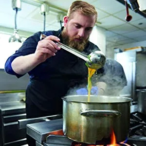 Knorr Professional Caldo de Pollo Chicken Bouillon Base, Shelf Stable Convenience, 0g Trans Fat, 7.9 lb 7.9 Pound (Pack of 1) - Chef making a pot of soup