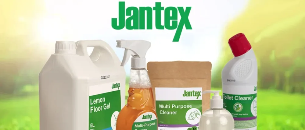 Jantex Colour-Coded Spray Bottle 750ml - Blue - Trigger Operation Adjustable Nozzle Professional Janitor Beauty Hairdressor Gardening and Home Cleaning | CD817 Blue Single - Jantex cleaning hygiene waste management