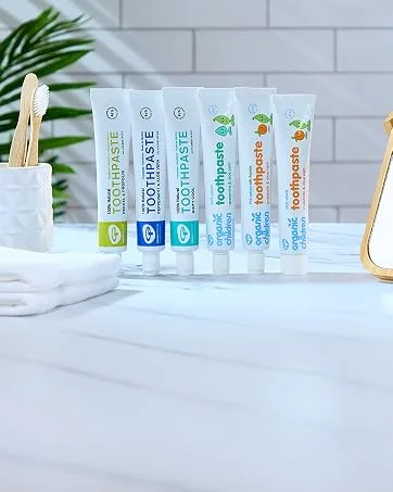 Green People Day Solution - Anti Blemish (50ml) white - D Range