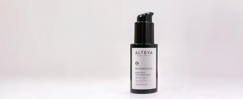 Alteya Organic Rose Otto Face Sunscreen Bio Damascena SPF25 50ml - Certified Organic - Broad spectrum - Sheer tint - face sunscreen