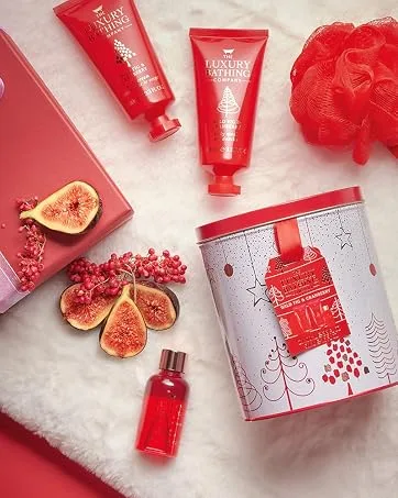 The Luxury Bathing - Sparkling Pear & Nectarine Blossom - Winter Love Hand Care Duo - product information 3