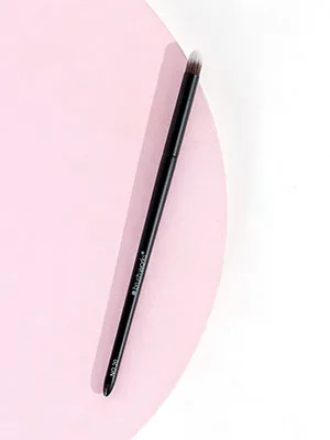 Brushworks No. 20 Smudge Brush - Brushworks No. 20 Smudge Brush