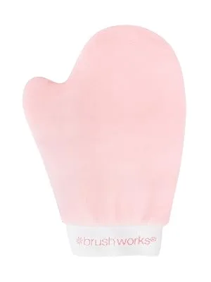 Brushworks Tan Applicator Mitt - Close up of brushworks tan applicator mitt