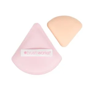 Brushworks Triangular Pillow Puff Duo - Close up of Triangular Pillow Puff Duo