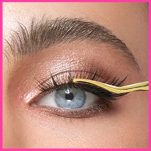 Pinky Goat FARAH Volumising Vegan Lash SYN51036-1 - Model eye demonstrating false lash application