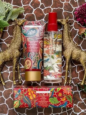 Heathcote & Ivory Wild Wonder & Joy Bath & Bedtime Bliss Collection Present Gift Box (With 100Ml Pillow Mist 100Ml Hand & Body Cream And 150G Bath Salts) - Bedtime Bliss Collection