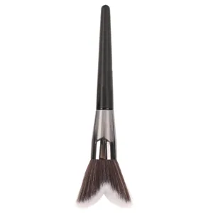 Make Up Brush Face Shading Brush Heart-shaped Perfect Fit Soft Hair Face Shading Brush - product information 2
