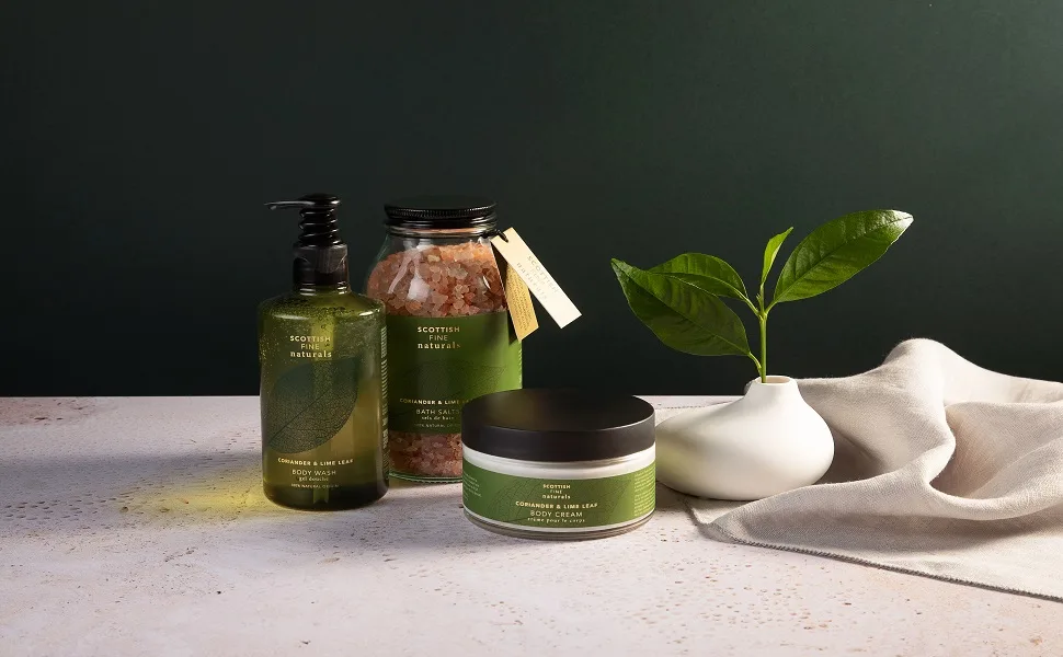 The Scottish Fine Soaps - Scottish Fine Naturals Wrapped Soap - Coriander and Lime Range shot