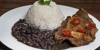 Iberia Black Beans, Dry Beans 4 lbs, Bulk Dry Black Beans Bag, Fiber & Protein Source, Farm Fresh# 1 Grade Black Beans - black beans