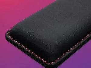 HyperX Wrist Rest - Cooling Gel - memory Foam - Anti-Slip - Ergonomic - Keyboard Accessory Full Size - Quality construction with anti-fray stitching
