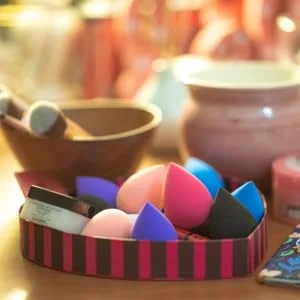 Hygea Beauty Makeup Sponge Set of 5 - Non Latex, Soft, Multi-colored Foundation Blending Sponges for Cream, Powder and Liquid (Teardrop - Multicolor) - blending sponges